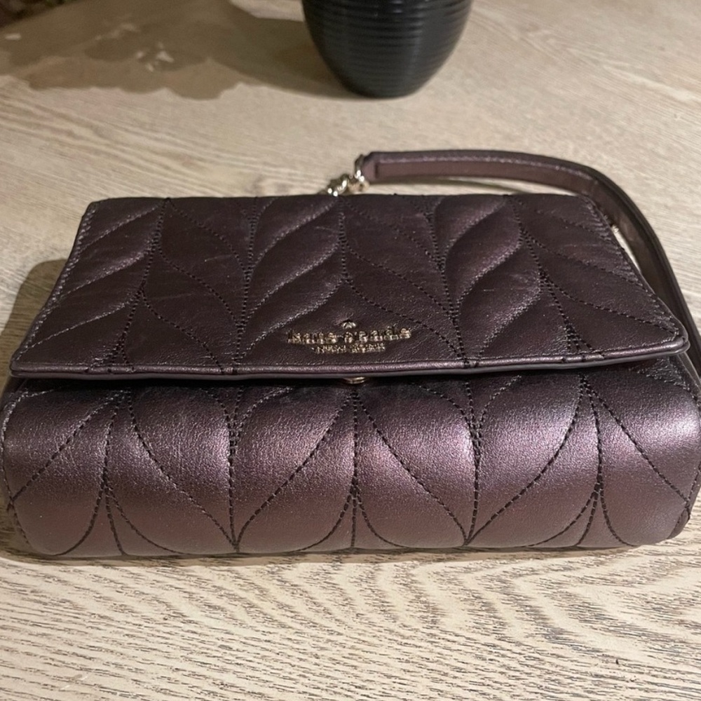 Kate Spade Emelyn Briar Lane Quilted Leather Crossbody Purse Metallic Oak - Picture 2 of 8